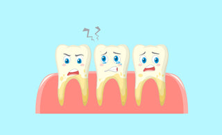 Black Tartar on Teeth: Causes and How to Get lt Removed